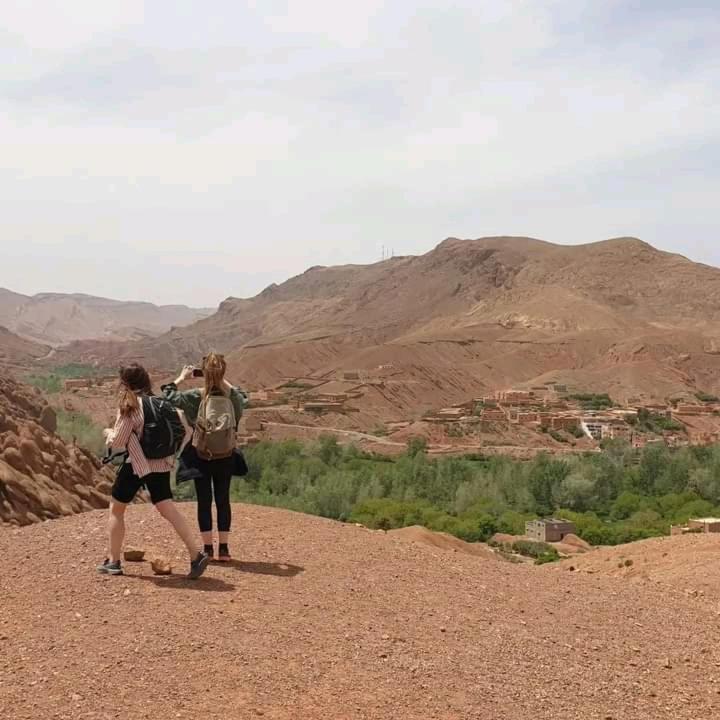 Kasbah Ait Arbi Hotel Ait Ougliff Buitenkant foto