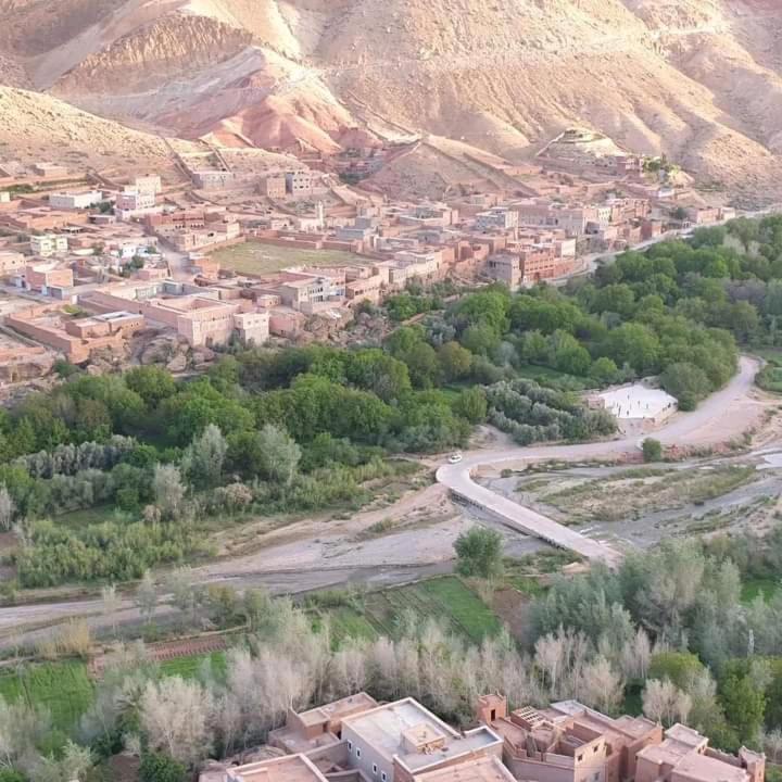 Kasbah Ait Arbi Hotel Ait Ougliff Buitenkant foto