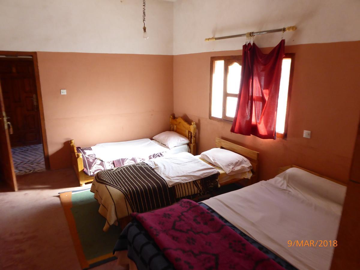 Kasbah Ait Arbi Hotel Ait Ougliff Buitenkant foto