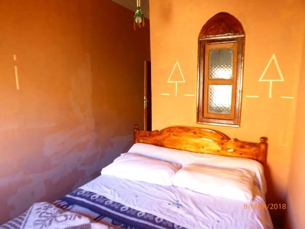 Kasbah Ait Arbi Hotel Ait Ougliff Buitenkant foto
